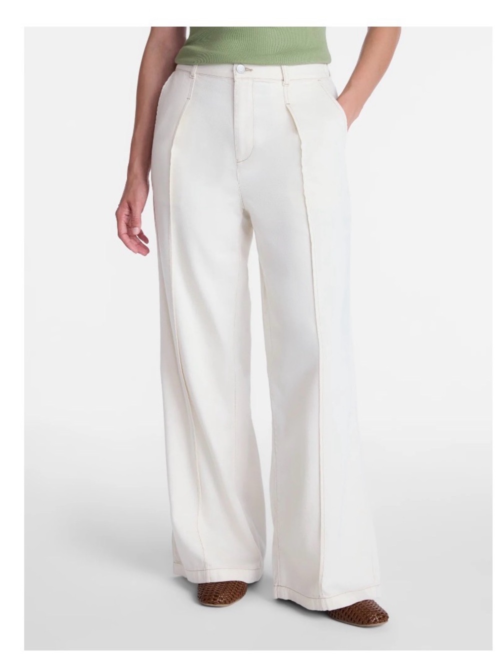 Time and Tru High Rise Drapey Pleated Wide Leg Jeans